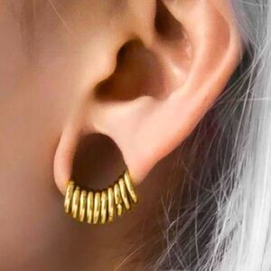3x Seamless clicker hoop for stacked lobes